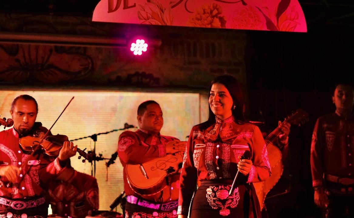 Contratar Mariachi Juvenil medellin